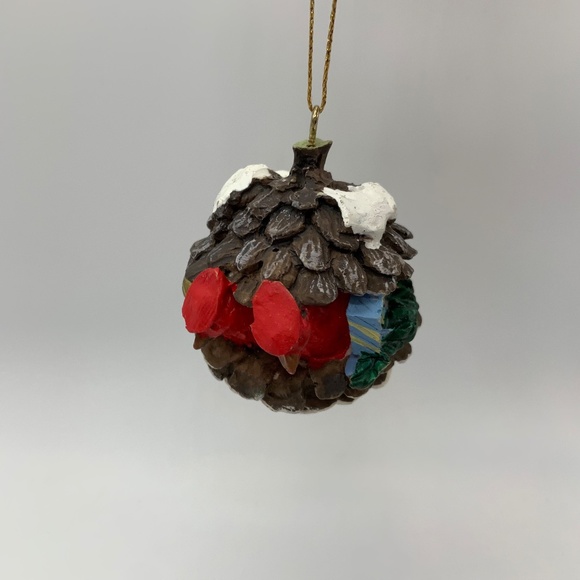 Vintage Rustic Ceramic Snowy Pinecone Birds & Presents Christmas Ornament - Picture 3 of 12